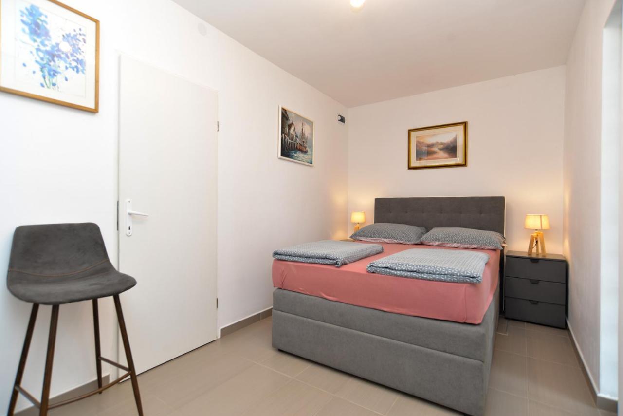 פרוי Apartments Volf 1405 מראה חיצוני תמונה