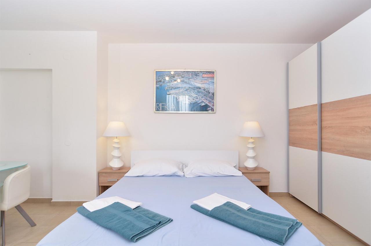 פרוי Apartments Volf 1405 מראה חיצוני תמונה